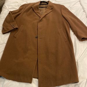 Men’s vintage London dog Camel wool coat knee length